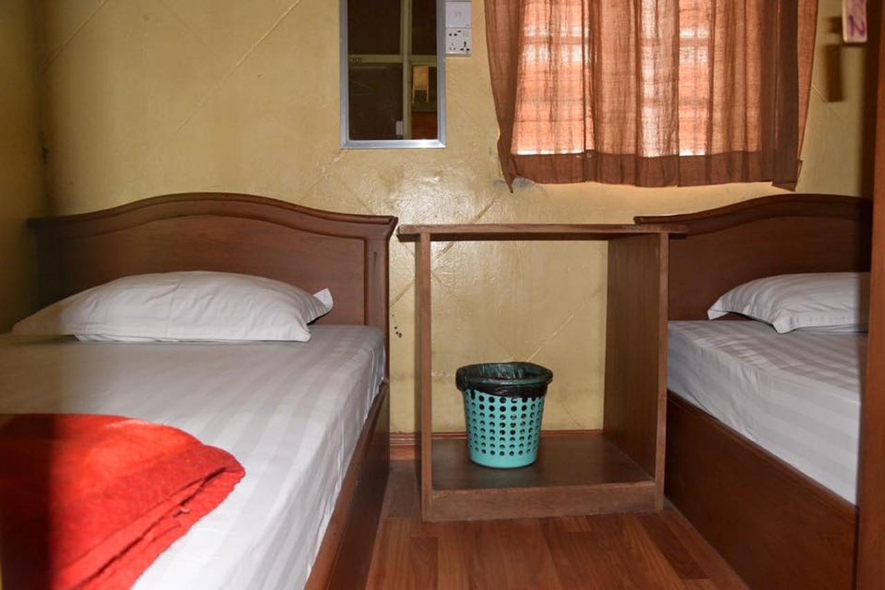 Yee Shin Guest House Thibaw Extérieur photo
